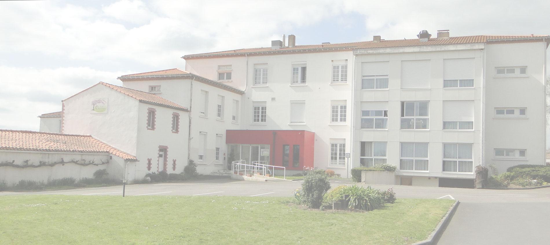 <br/><font color ="#2F1823">Une résidence <strong><br/>agréable à vivre </strong></font color>